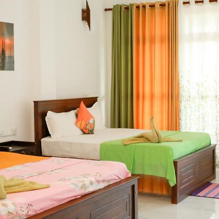 Relax Beach Resort Weligama Exterior photo