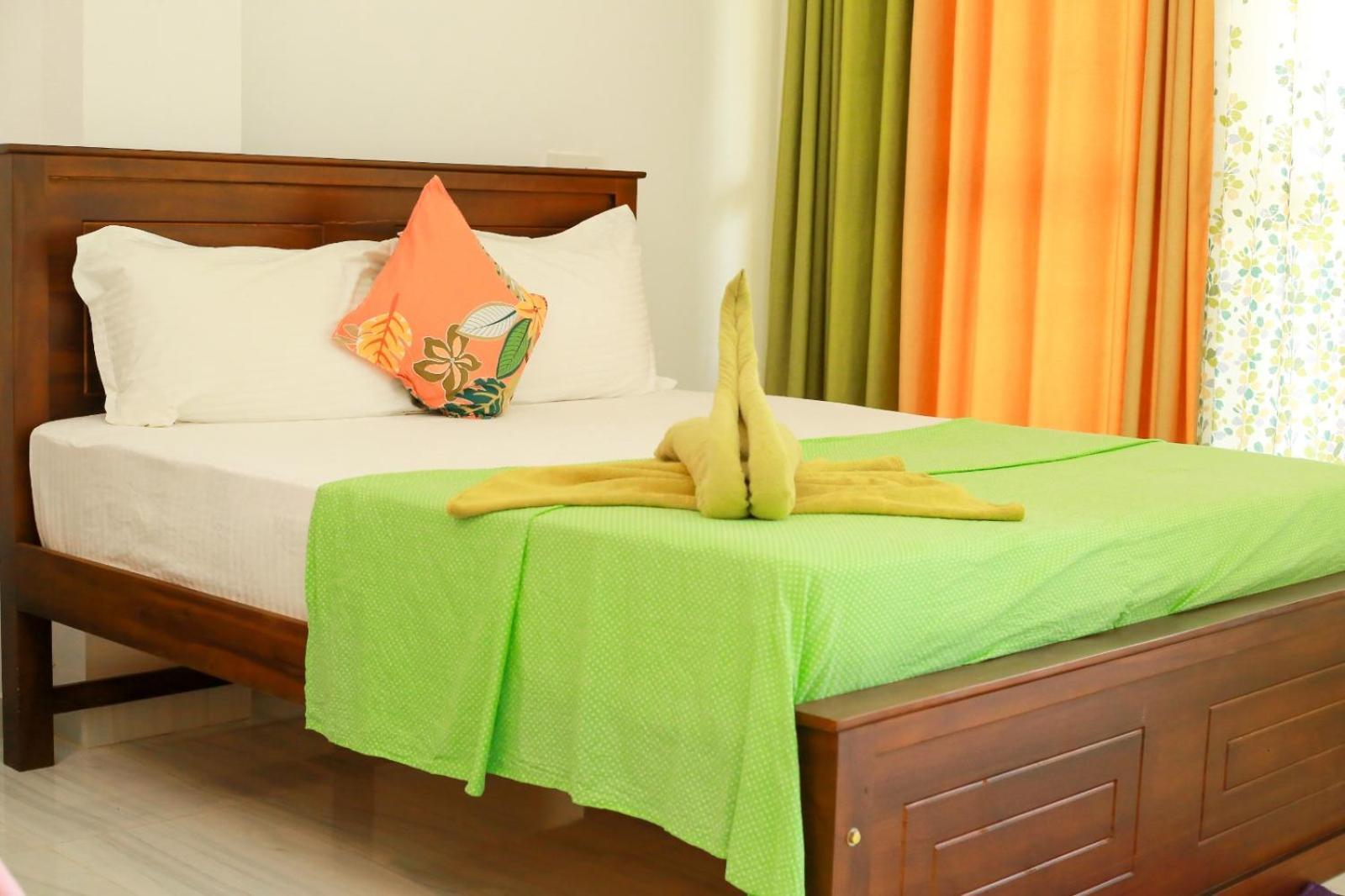 Relax Beach Resort Weligama Exterior photo