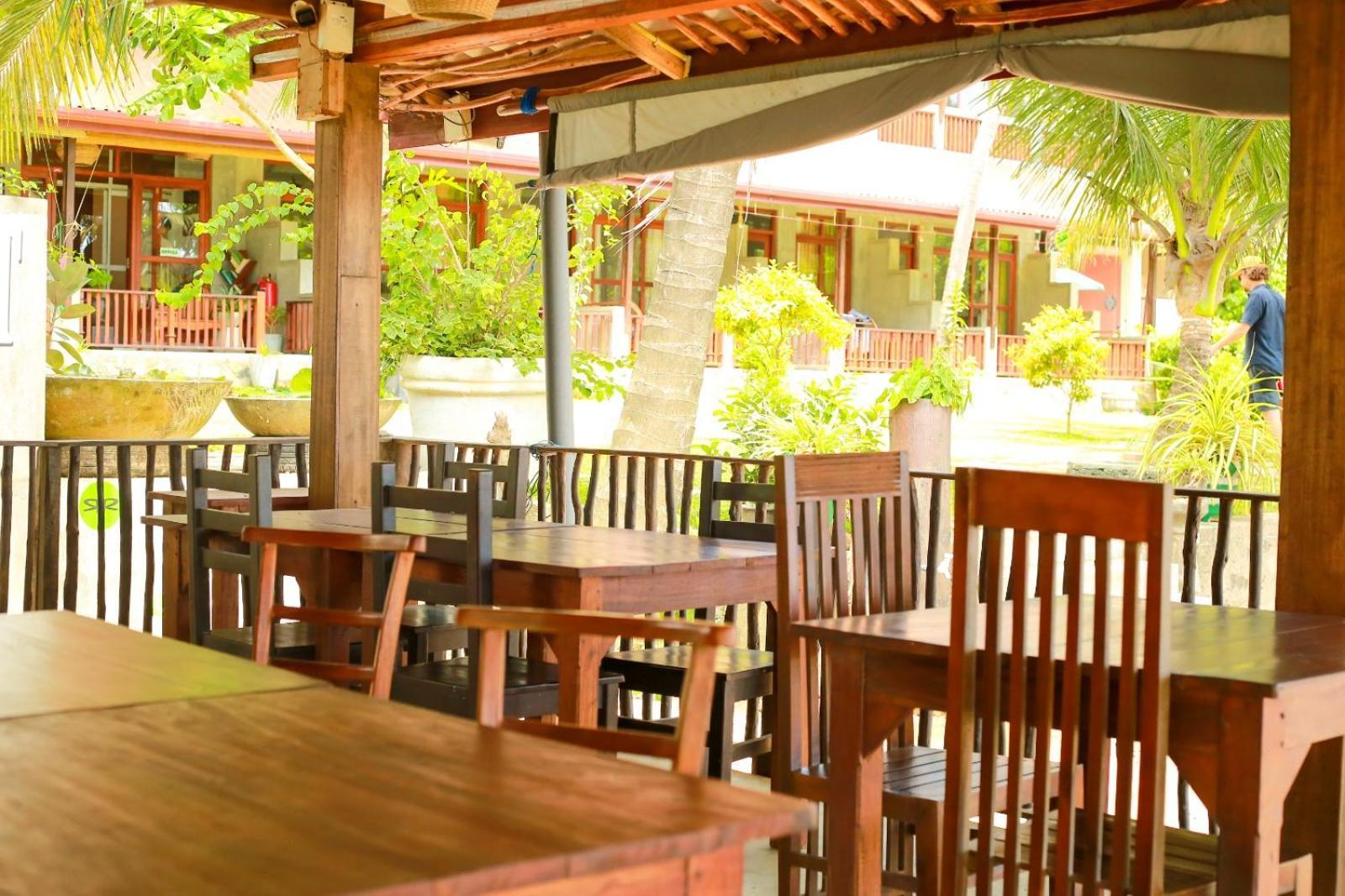Relax Beach Resort Weligama Exterior photo