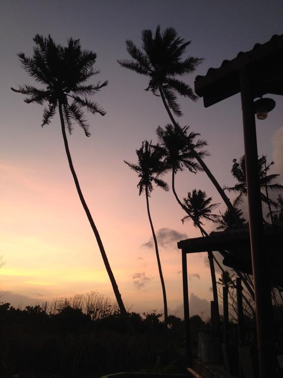 Relax Beach Resort Weligama Exterior photo